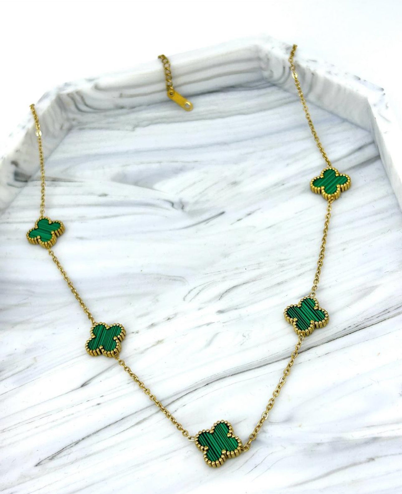 CLOVER-NECKLACE