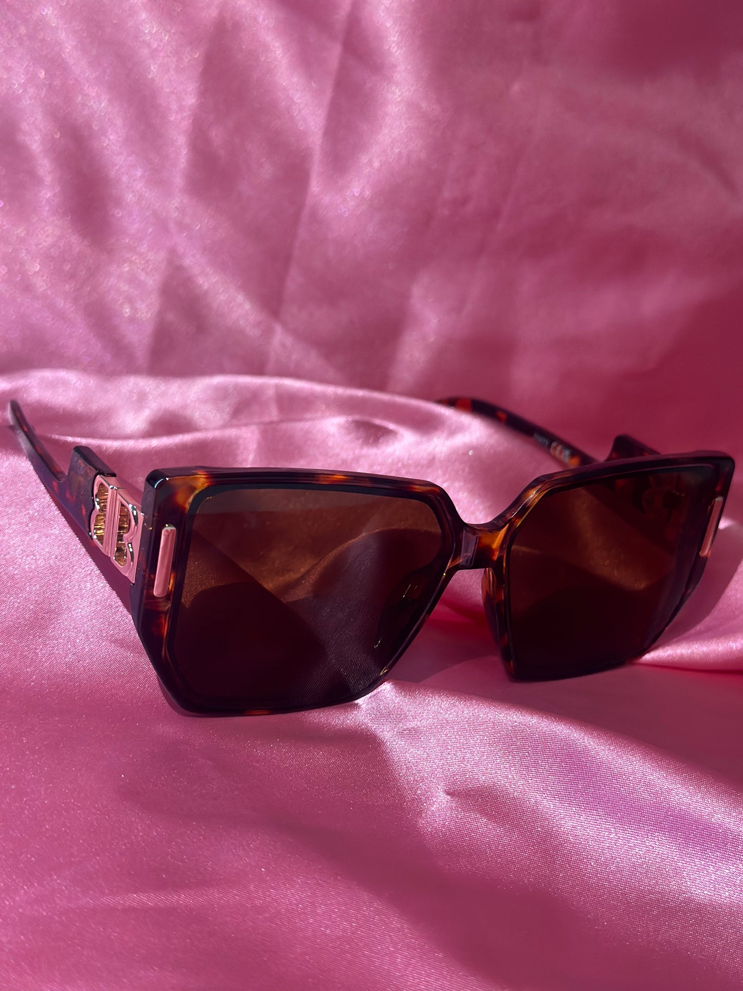 LUXE-B SUNGLASSES